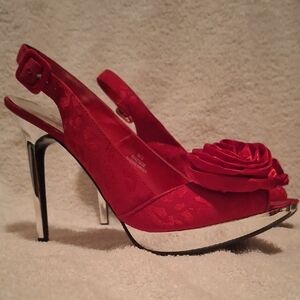 Chic Red Floral Slingback Heels